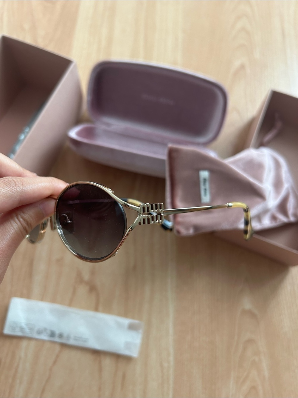 Authentic Miu Miu 52YS Oval sunglasses with pale gold frame & grey gradient lens - Picture 3 of 7